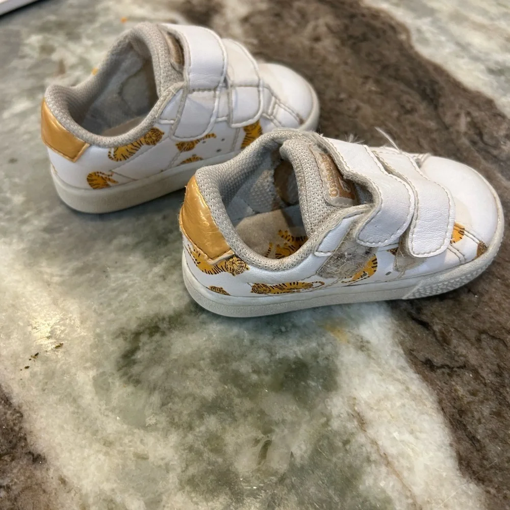 Onitsuka Tiger by Asics lawnship PS have wear baby size 5